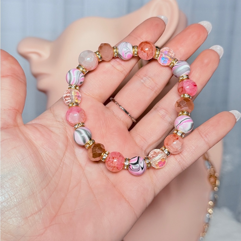 ⚜️ Elegant Multicolor Beaded Bracelet - Picture 5 of 7